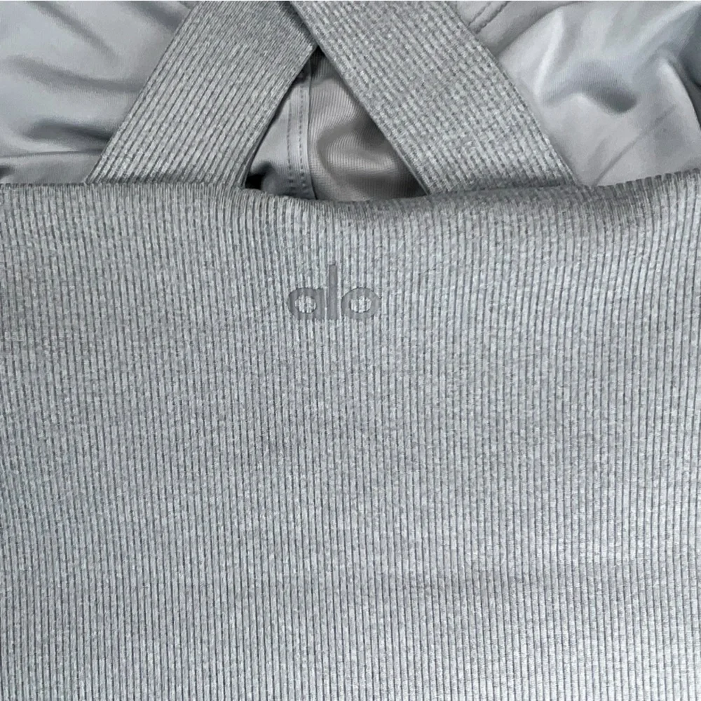 Alo Yoga Elevate Ribbed Crossover Tank Shadow‎ Grey Size Small